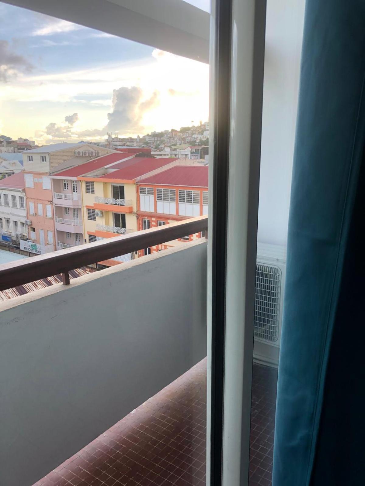 Appartement Au Coeur De Fort De France A Cote De La Bibliotheque Schoelcher! Exteriér fotografie